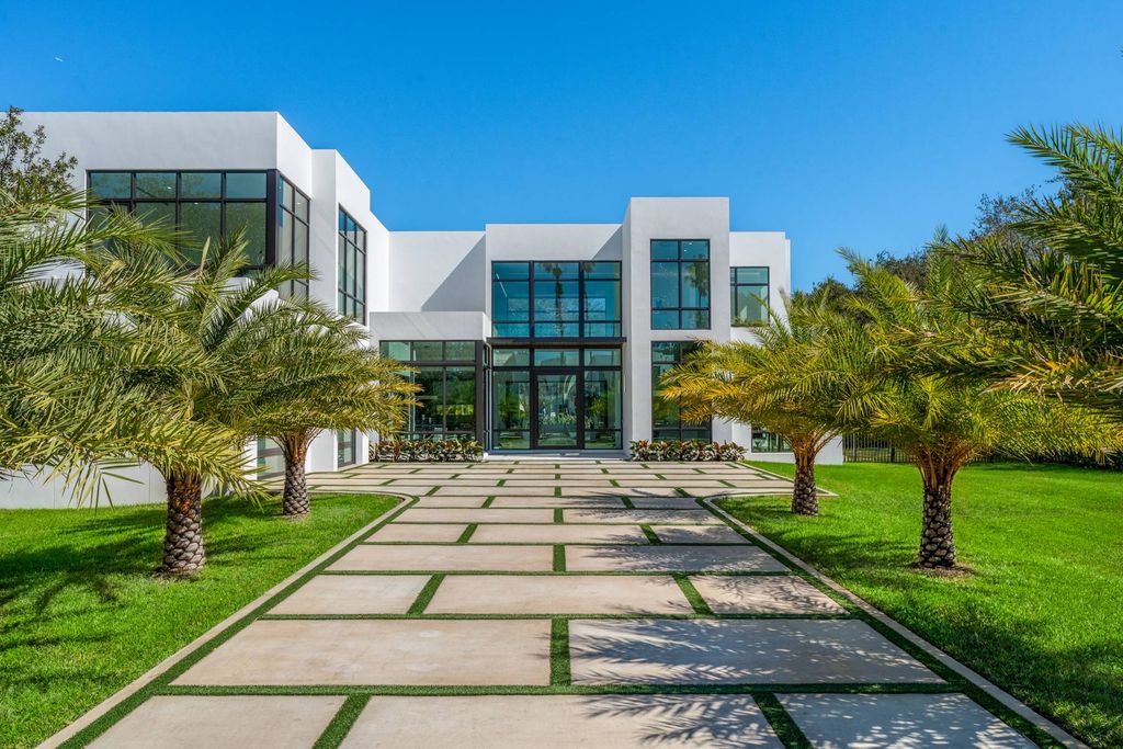 Luxury House for sale in Miami, Florida2