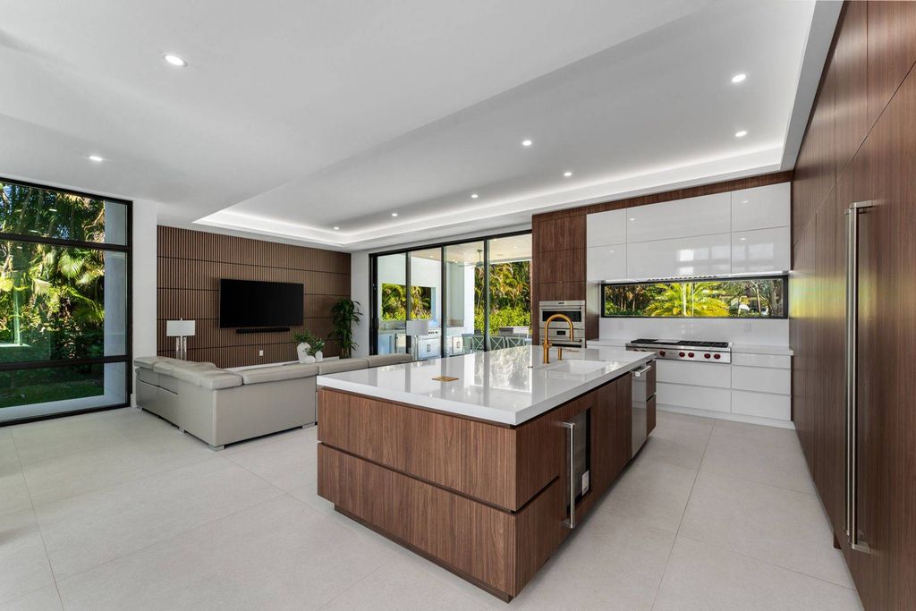 Luxury House for sale in Miami, Florida5