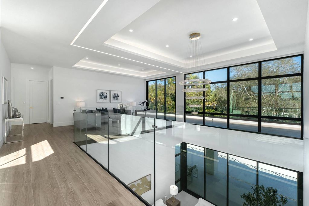 Luxury House for sale in Miami, Florida7
