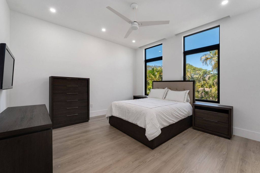 Luxury House for sale in Miami, Florida9
